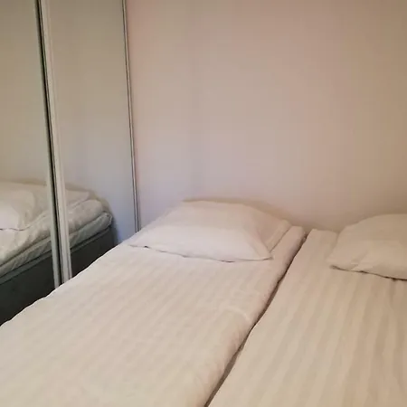 Tilhi Apartment